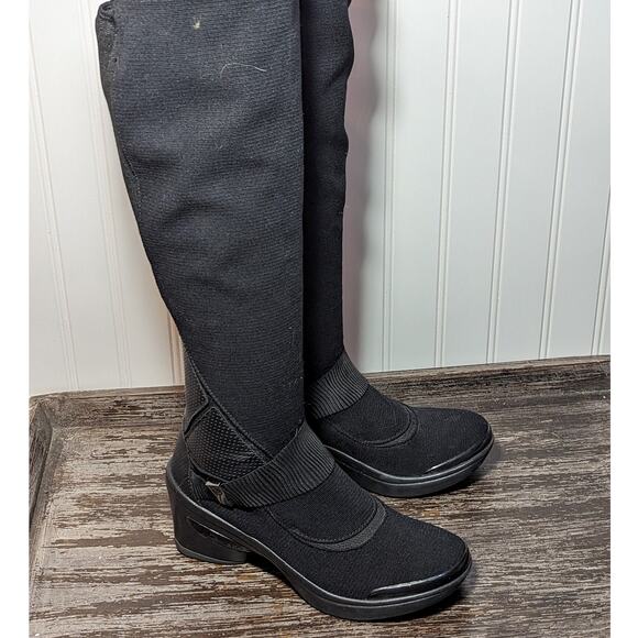 Bzees Shoes - Bzees Women's Black Knee High Tall Riding Comfort Boot Size 7 M